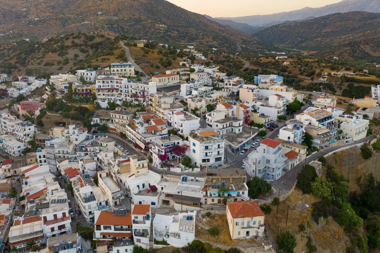 Avra Hotel Agia Galini Exterior foto