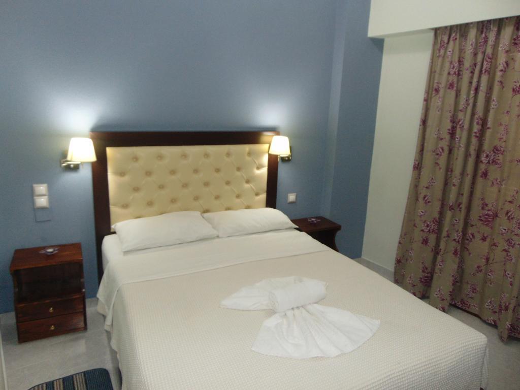 Avra Hotel Agia Galini Exterior foto